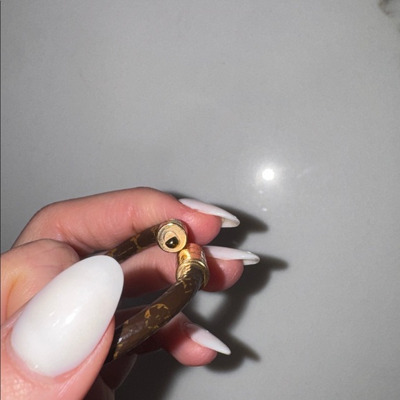 Louis Vuitton Bracelet - Picture 5 of 5